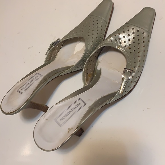 NORDSTROM Leather SLIP ON POINTY TOE HEELS SHOES GREEN Size 6 HEEL MULE - Picture 5 of 9